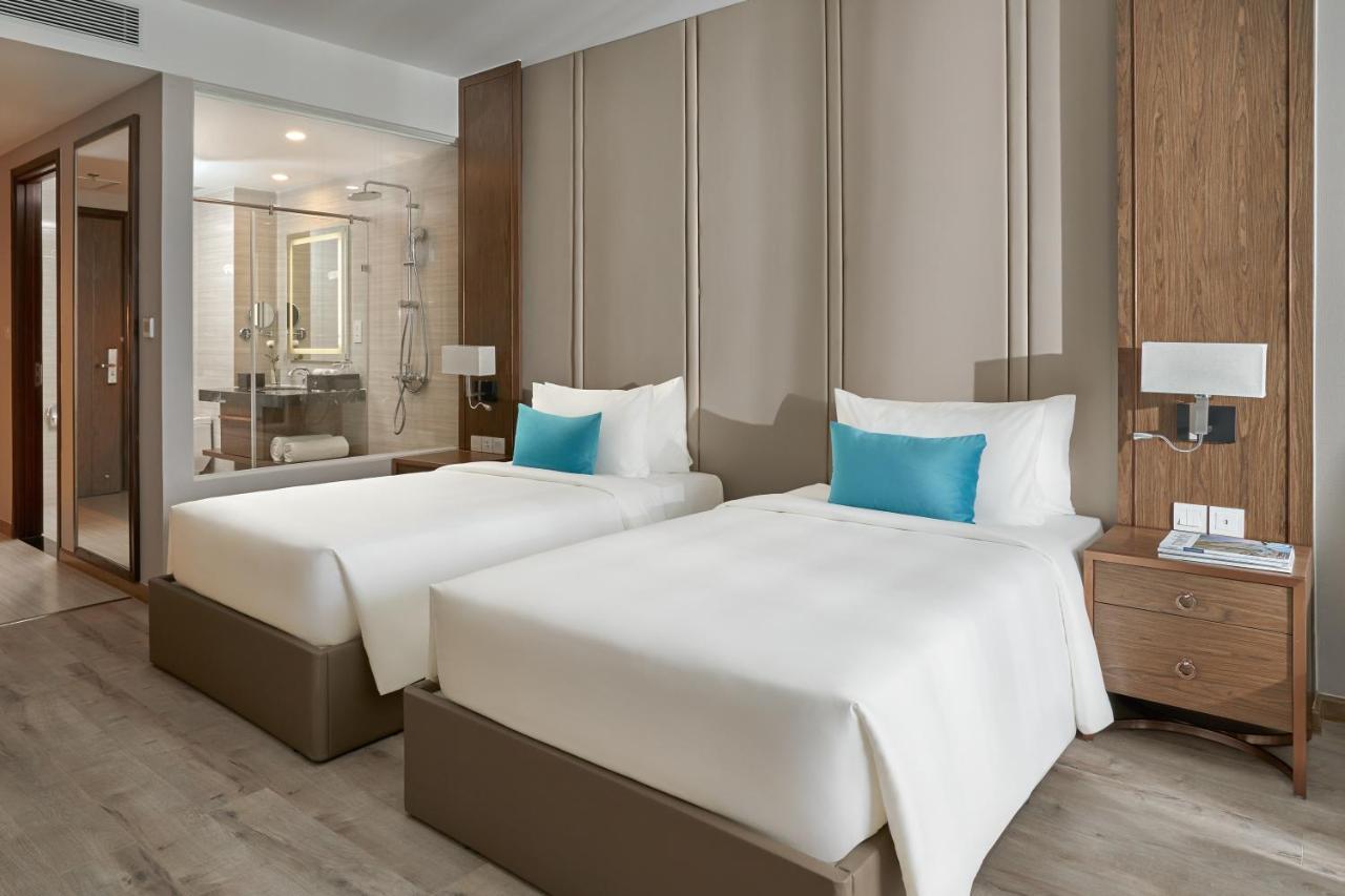 Capital Beachfront Nha Trang Buitenkant foto