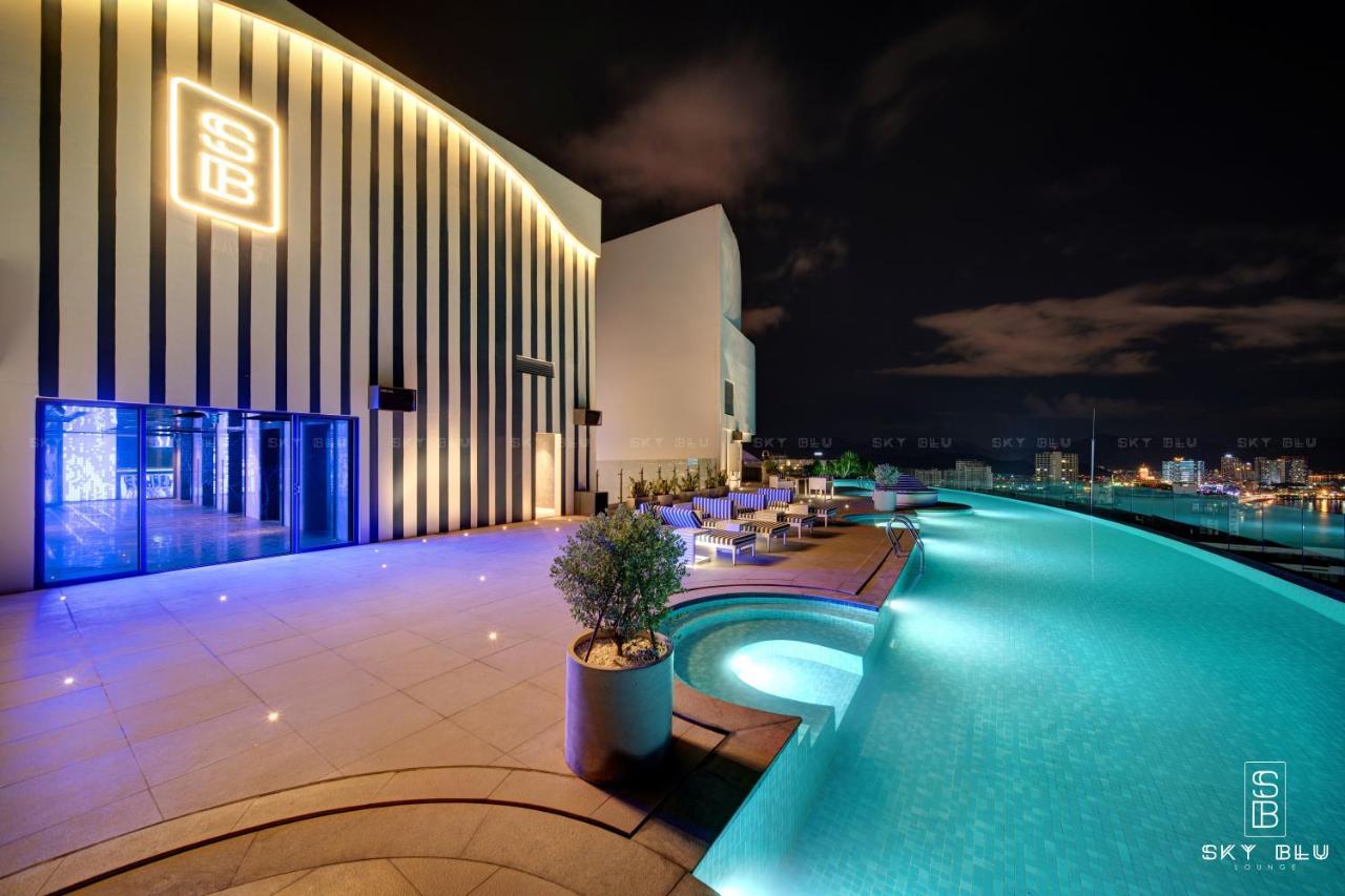 Capital Beachfront Nha Trang Buitenkant foto