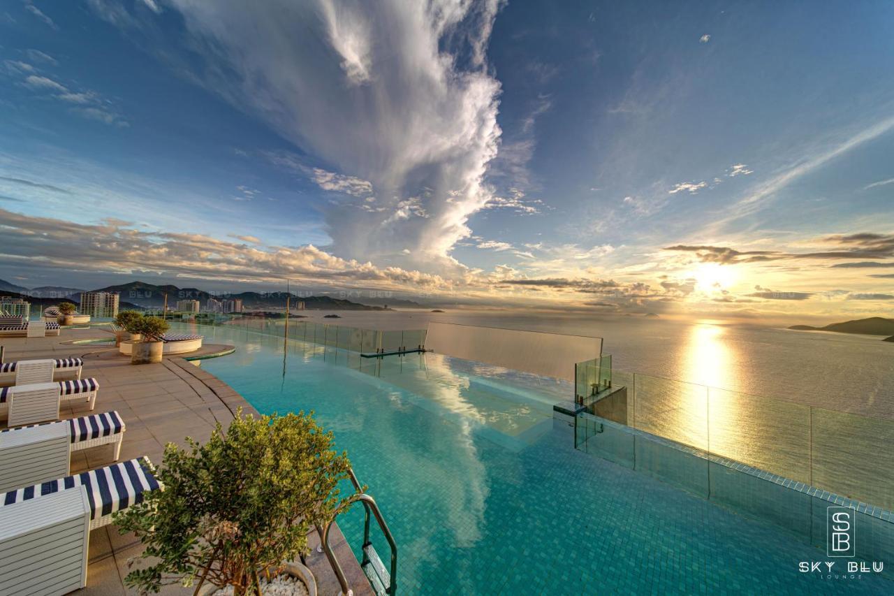 Capital Beachfront Nha Trang Buitenkant foto